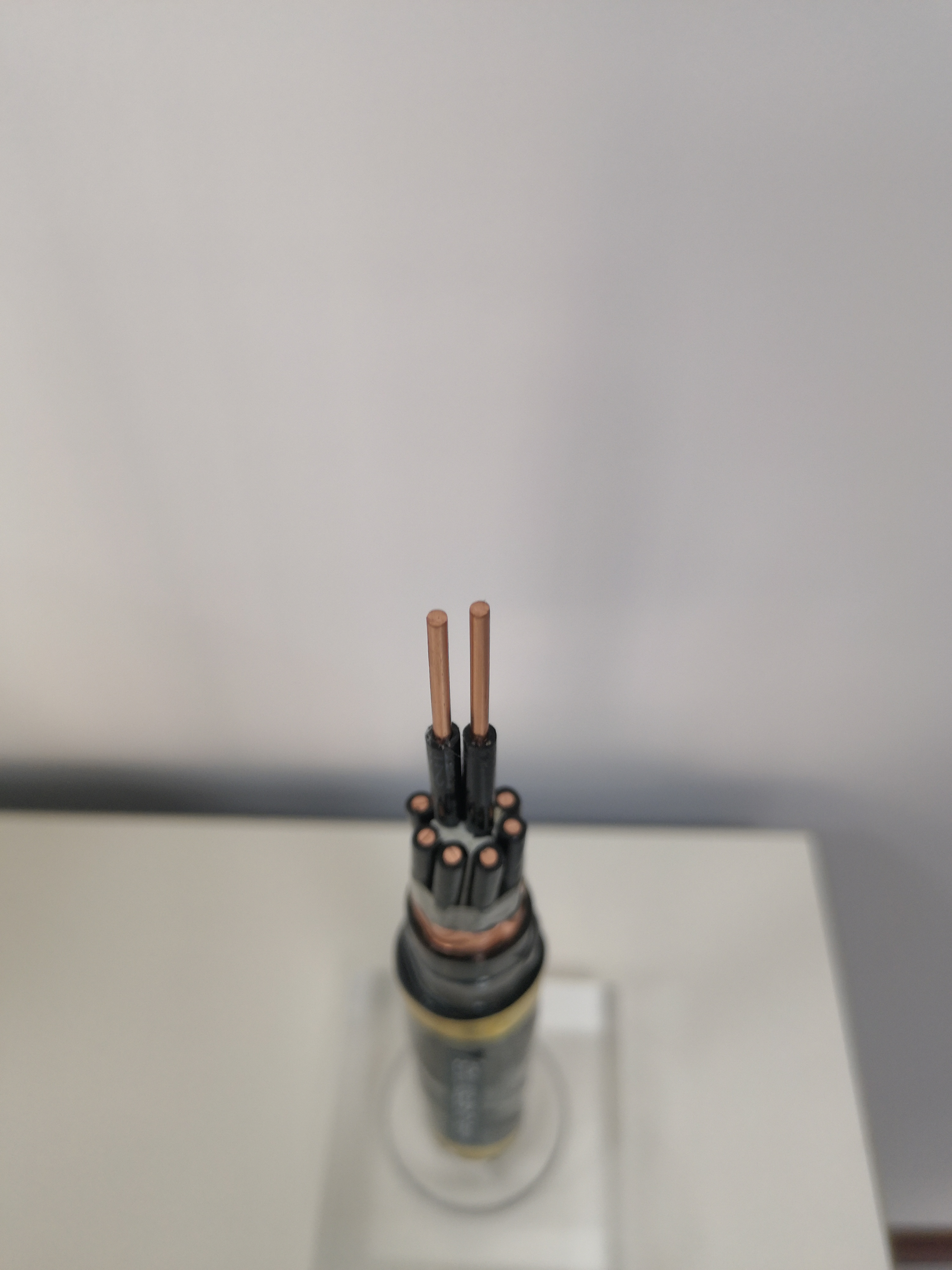 郑州电缆厂家带你了解控制电缆衰老的原因